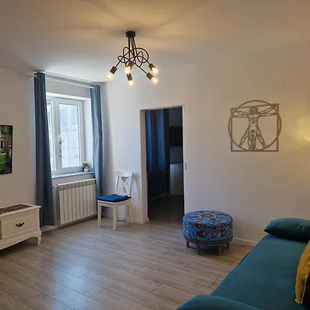 Ultracentral Seaside Deluxe *