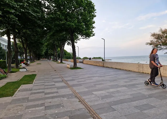 Central Mangalia شقة مانغاليا